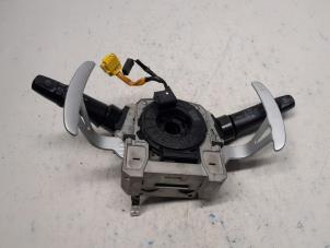 Gebruikte Combischakelaar Stuurkolom Peugeot 4007 (VU/VV) 2.2 HDiF 16V Prijs € 157,50 Margeregeling aangeboden door Reclycar De Boer BV