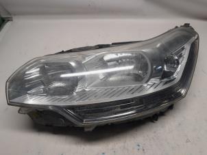 Gebruikte Koplamp links Citroen C5 III Tourer (RW) 1.6 16V THP 155 Prijs € 131,25 Margeregeling aangeboden door Reclycar De Boer BV