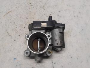 Gebruikte Gasklephuis Opel Karl 1.0 12V Prijs € 78,75 Margeregeling aangeboden door Reclycar De Boer BV