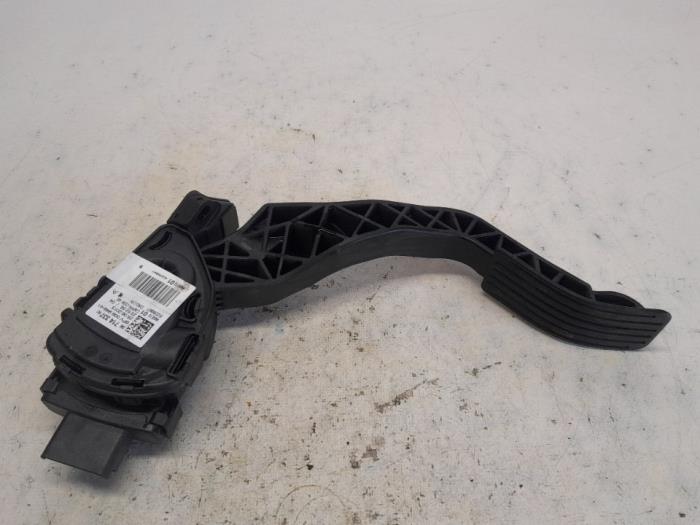 Gebruikte Gaspedaalpositie Sensor Peugeot 2008 (CU) 1.2 Vti 12V PureTech 82 Prijs € 42,00 Margeregeling aangeboden door Reclycar De Boer BV