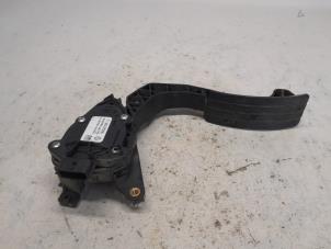 Gebruikte Sensor Gaspedaalpositie Dacia Sandero II 0.9 TCE 12V Prijs € 36,75 Margeregeling aangeboden door Reclycar De Boer BV