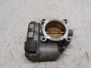 Gebruikte Gasklephuis Mercedes B (W245) 1.7 B-170 16V Prijs € 52,50 Margeregeling aangeboden door Reclycar De Boer BV