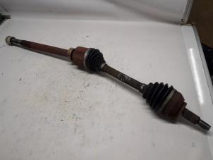 Gebruikte Steekas rechts-voor Renault Trafic (1FL/2FL/3FL/4FL) 2.0 dCi 16V 150 Prijs € 131,25 Margeregeling aangeboden door Reclycar De Boer BV