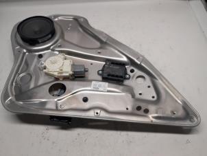 Gebruikte Raammechaniek 4Deurs links-achter Mercedes C (W204) 2.2 C-220 CDI 16V BlueEFFICIENCY Prijs € 36,75 Margeregeling aangeboden door Reclycar De Boer BV