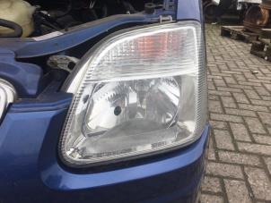 Gebruikte Linker Koplamp Opel Agila (A) 1.2 16V Prijs € 78,75 Margeregeling aangeboden door Reclycar De Boer BV