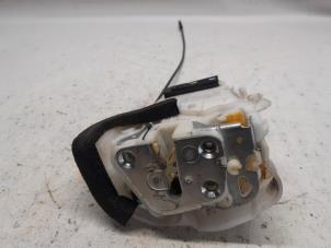 Gebruikte Slotmechaniek Portier 4Deurs links-voor Subaru Forester (SH) 2.0 16V BiFuel Prijs € 36,75 Margeregeling aangeboden door Reclycar De Boer BV