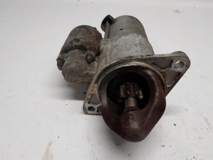 Gebruikte Startmotor Opel Astra H SW (L35) 1.6 16V Twinport Prijs € 26,25 Margeregeling aangeboden door Reclycar De Boer BV