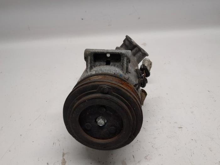 Gebruikte Pomp Airco Opel Astra H SW (L35) 1.6 16V Twinport Prijs € 78,75 Margeregeling aangeboden door Reclycar De Boer BV
