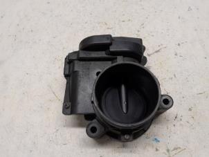 Gebruikte Gasklephuis Peugeot 308 SW (4E/H) 1.6 VTI 16V Prijs € 26,25 Margeregeling aangeboden door Reclycar De Boer BV