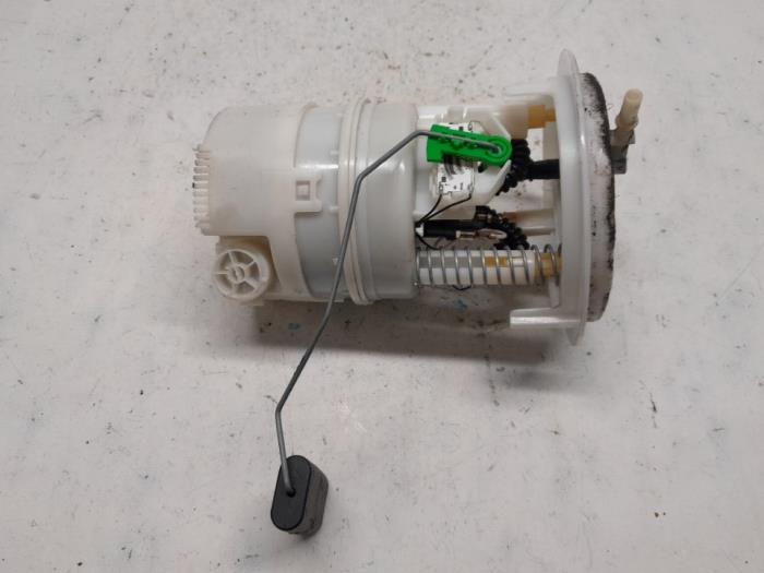 Gebruikte Tank element Pomp Peugeot 308 SW (4E/H) 1.6 VTI 16V Prijs € 36,75 Margeregeling aangeboden door Reclycar De Boer BV
