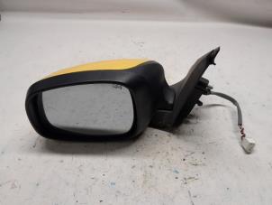 Gebruikte Buitenspiegel links Suzuki Swift (ZA/ZC/ZD1/2/3/9) 1.3 VVT 16V Prijs € 36,75 Margeregeling aangeboden door Reclycar De Boer BV