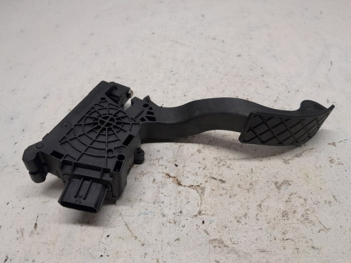 Gebruikte Gaspedaalpositie Sensor Skoda Kamiq 1.0 TSI 12V Prijs € 26,25 Margeregeling aangeboden door Reclycar De Boer BV