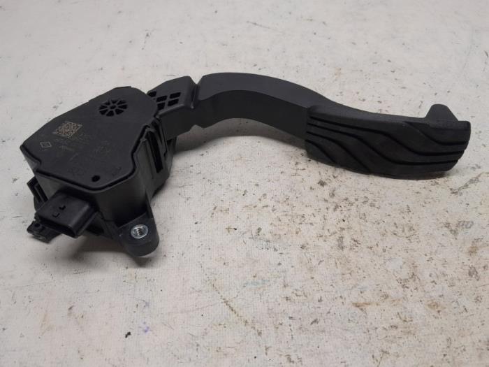 Gebruikte Sensor Gaspedaalpositie Dacia Sandero III 1.0 TCe 100 12V ECO-G Prijs € 36,75 Margeregeling aangeboden door Reclycar De Boer BV