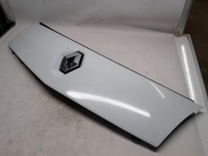 Gebruikte Grille Renault Kangoo Express (FW) 1.5 dCi 75 Prijs € 42,00 Margeregeling aangeboden door Reclycar De Boer BV