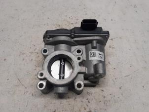 Gebruikte Gasklephuis Renault Captur (2R) 0.9 Energy TCE 12V Prijs € 36,75 Margeregeling aangeboden door Reclycar De Boer BV