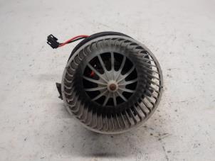 Gebruikte Chaufage Ventilatiemotor Mercedes C Estate (S204) 1.8 C-180K 16V Prijs € 52,50 Margeregeling aangeboden door Reclycar De Boer BV