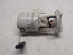 Gebruikte Tank element Pomp Nissan Note (E11) 1.4 16V Prijs € 57,75 Margeregeling aangeboden door Reclycar De Boer BV