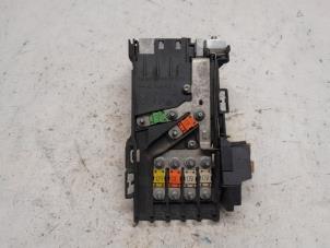 Gebruikte Zekeringkast Citroen C4 Picasso (UD/UE/UF) 1.6 16V VTi 120 Prijs € 131,25 Margeregeling aangeboden door Reclycar De Boer BV