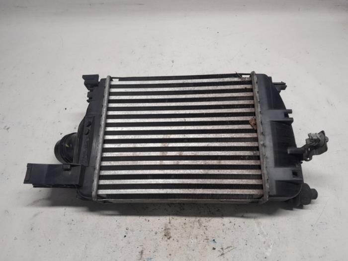 Intercooler van een Dacia Sandero II 0.9 TCE 12V 2017