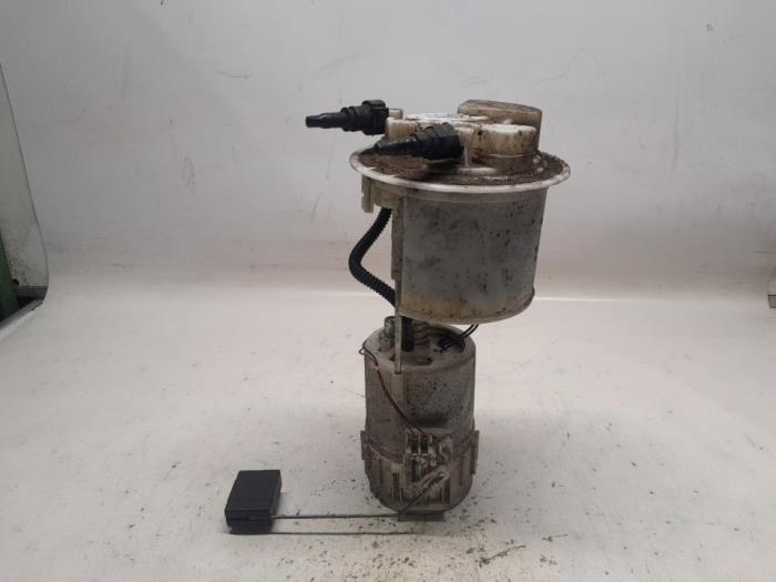Gebruikte Tank element Pomp Peugeot 108 1.0 12V Prijs € 52,50 Margeregeling aangeboden door Reclycar De Boer BV
