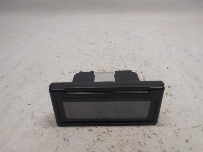 Gebruikte Display Interieur Volvo C30 (EK/MK) 1.6 16V Prijs € 31,50 Margeregeling aangeboden door Reclycar De Boer BV
