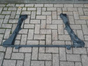 Gebruikte Subframe Ford Kuga III (DFK) 2.5 FHEV 16V Prijs € 157,50 Margeregeling aangeboden door Reclycar De Boer BV