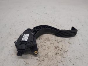 Gebruikte Gaspedaalpositie Sensor Dacia Duster (SR) 1.0 TCE 12V Prijs € 36,75 Margeregeling aangeboden door Reclycar De Boer BV