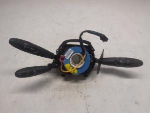 Gebruikte Combischakelaar Stuurkolom Fiat 500 (312) 1.0 Hybrid Prijs € 131,25 Margeregeling aangeboden door Reclycar De Boer BV