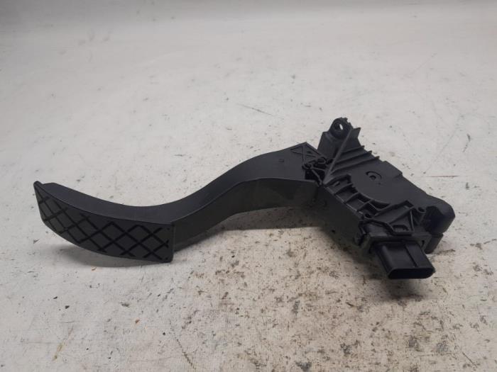 Gebruikte Sensor Gaspedaalpositie Volkswagen Golf VIII (CD1) 1.0 eTSI 12V Prijs € 26,25 Margeregeling aangeboden door Reclycar De Boer BV