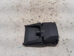 Gebruikte Camera voorzijde Fiat 500X (334) 1.6 E-torq 16V Prijs € 157,50 Margeregeling aangeboden door Reclycar De Boer BV