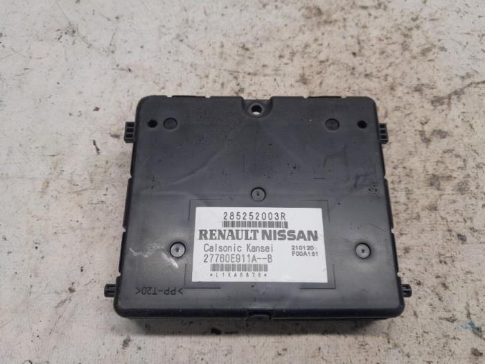 Gebruikte Module climatronic Dacia Duster (SR) 1.0 TCE 12V Prijs € 105,00 Margeregeling aangeboden door Reclycar De Boer BV