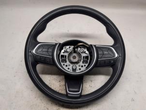 Gebruikte Stuurwiel Fiat 500X (334) 1.6 E-torq 16V Prijs € 105,00 Margeregeling aangeboden door Reclycar De Boer BV