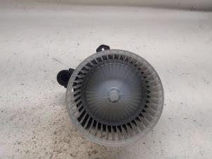 Gebruikte Chaufage Ventilatiemotor Opel Karl 1.0 12V Prijs € 36,75 Margeregeling aangeboden door Reclycar De Boer BV