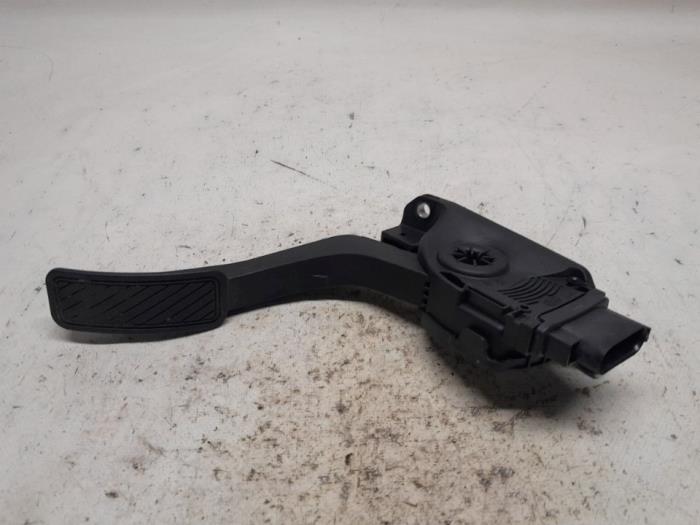 Gebruikte Gaspedaalpositie Sensor Ford Fiesta 6 (JA8) 1.25 16V Prijs € 26,25 Margeregeling aangeboden door Reclycar De Boer BV
