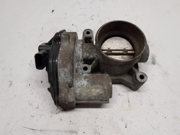 Gebruikte Gasklephuis Ford C-Max (DM2) 2.0 16V Prijs € 78,75 Margeregeling aangeboden door Reclycar De Boer BV