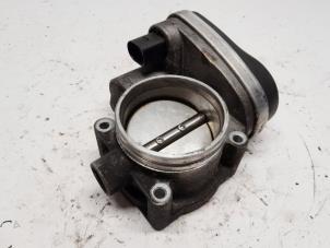 Gebruikte Gasklephuis BMW 3 serie (E90) 320i 16V Prijs € 78,75 Margeregeling aangeboden door Reclycar De Boer BV