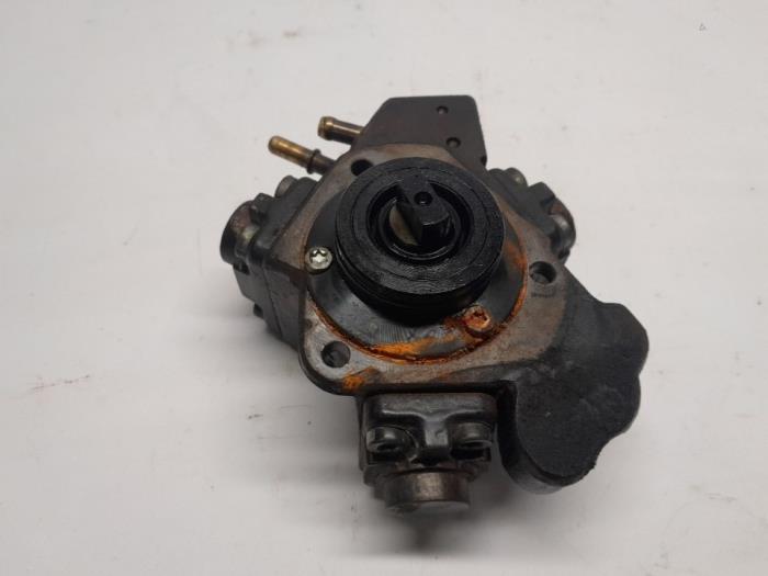 Gebruikte Brandstofpomp Mechanisch Fiat Grande Punto (199) 1.3 JTD Multijet 16V 85 Actual Prijs € 78,75 Margeregeling aangeboden door Reclycar De Boer BV