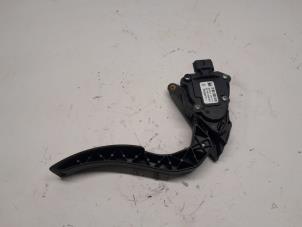 Gebruikte Gaspedaalpositie Sensor Renault Clio IV (5R) 0.9 Energy TCE 90 12V Prijs € 26,25 Margeregeling aangeboden door Reclycar De Boer BV