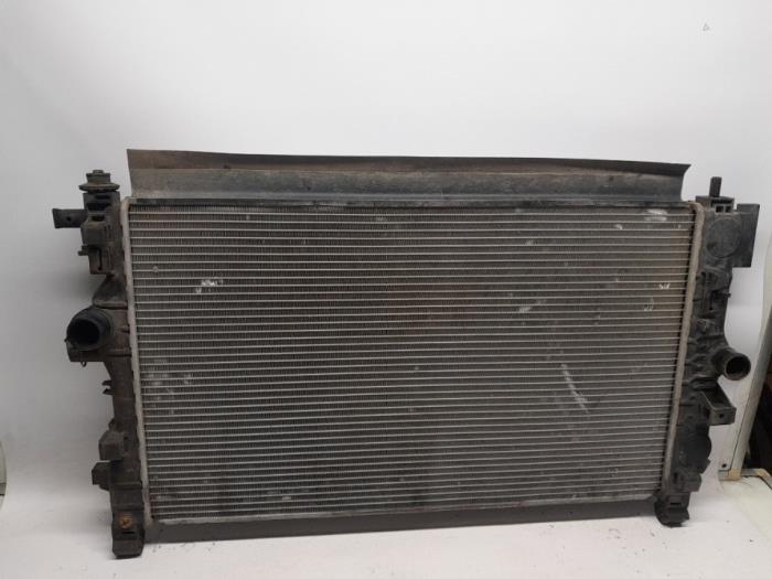 Gebruikte Radiateur Opel Zafira Tourer (P12) 1.6 16V CNG ecoFLEX Turbo Prijs € 26,25 Margeregeling aangeboden door Reclycar De Boer BV