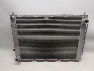 Gebruikte Radiateur Renault Clio III (BR/CR) 1.6 16V GT Prijs € 78,75 Margeregeling aangeboden door Reclycar De Boer BV