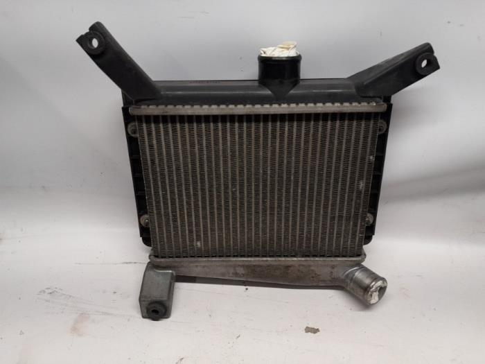 Intercooler van een Toyota RAV4 (A2) 2.0 D-4D 16V 4x4 2005