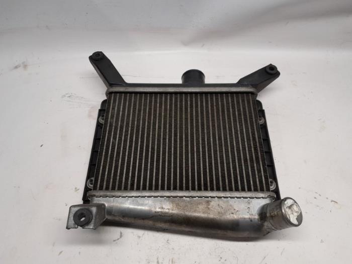 Intercooler van een Toyota RAV4 (A2) 2.0 D-4D 16V 4x4 2005