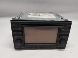 Gebruikte Radio CD Speler Nissan Qashqai (J10) 1.6 dCi Pure Drive 4x4 Prijs € 131,25 Margeregeling aangeboden door Reclycar De Boer BV