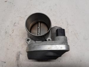 Gebruikte Gasklephuis Renault Grand Scénic II (JM) 1.6 16V Prijs € 31,50 Margeregeling aangeboden door Reclycar De Boer BV