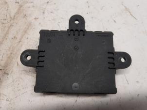 Gebruikte Comfort Module Landrover Freelander II 2.2 td4 16V Prijs € 42,00 Margeregeling aangeboden door Reclycar De Boer BV