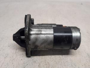 Gebruikte Startmotor Renault Scénic II (JM) 1.5 dCi 105 Prijs € 26,25 Margeregeling aangeboden door Reclycar De Boer BV