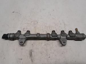 Gebruikte Brandstofverdeler Fiat Punto Evo (199) 1.3 JTD Multijet 85 16V Euro 5 Prijs € 52,50 Margeregeling aangeboden door Reclycar De Boer BV