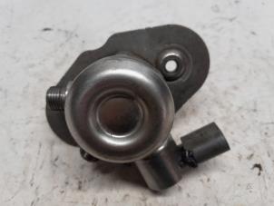 Gebruikte Hogedrukpomp BMW 3 serie (F30) 320i 2.0 16V Prijs € 210,00 Margeregeling aangeboden door Reclycar De Boer BV