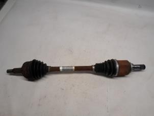 Gebruikte Homokineetas links-voor Dacia Lodgy (JS) 1.6 Sce 100 16V Prijs € 73,50 Margeregeling aangeboden door Reclycar De Boer BV