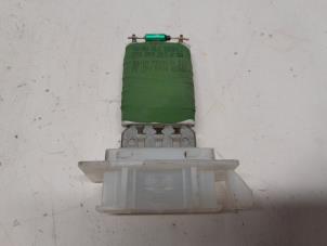 Gebruikte Kachel Weerstand Skoda Scala 1.6 TDI Prijs € 15,75 Margeregeling aangeboden door Reclycar De Boer BV